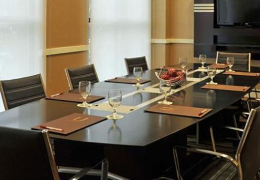 фото отеля Towson University Marriott Conference Hotel