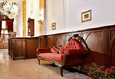 фото отеля King Charles Boutique Hotel Residence