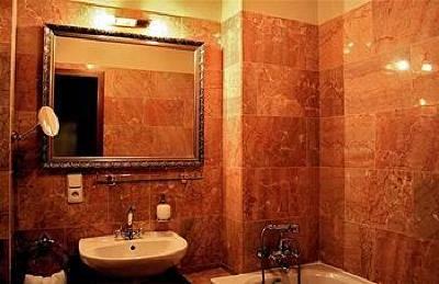 фото отеля King Charles Boutique Hotel Residence