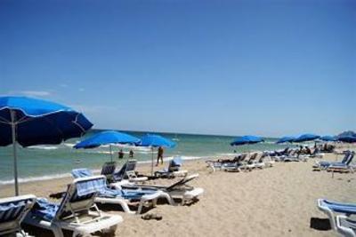 фото отеля Pelican Grand Beach Resort