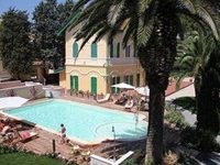Villa Rosella Resort