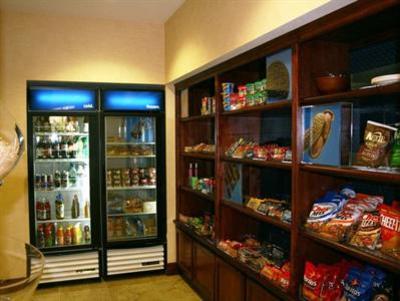 фото отеля Hampton Inn & Suites Redding