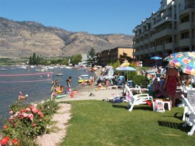 фото отеля Holiday Inn Hotel & Suites Osoyoos