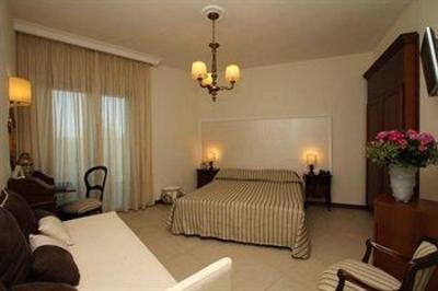 фото отеля Hotel Alpha Sant'Agnello