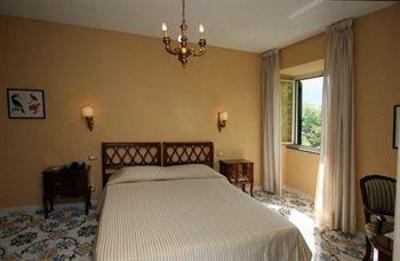 фото отеля Hotel Alpha Sant'Agnello