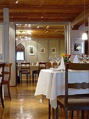 фото отеля Hotel Weisses Kreuz Lyss