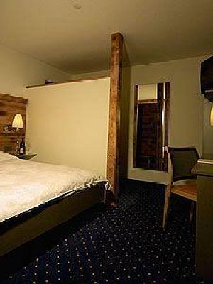 фото отеля Hotel Weisses Kreuz Lyss