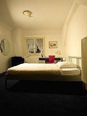 фото отеля Hotel Weisses Kreuz Lyss
