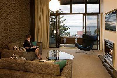фото отеля Navigate Seaside Accommodation