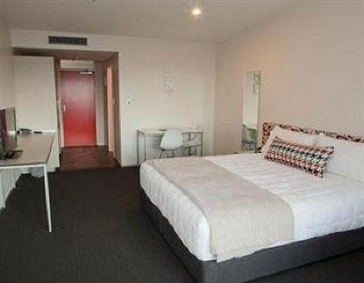 фото отеля Navigate Seaside Accommodation