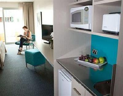 фото отеля Navigate Seaside Accommodation