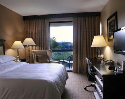 фото отеля Sheraton Chapel Hill Hotel