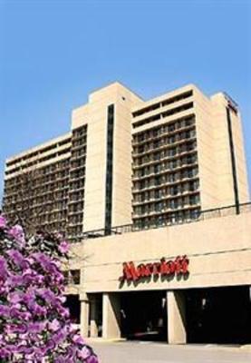фото отеля Marriott Charleston Town Center