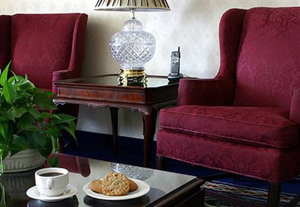 фото отеля Marriott Charleston Town Center