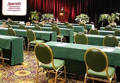 фото отеля Marriott Charleston Town Center