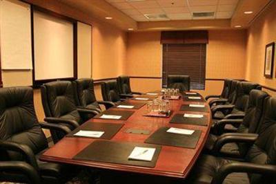 фото отеля Hampton Inn And Suites Montreal