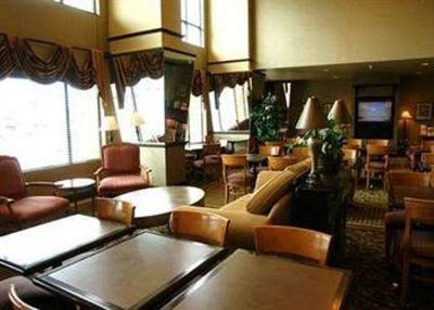фото отеля Hampton Inn And Suites Montreal
