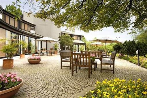 фото отеля Country Hotel Borromeo