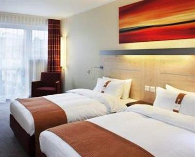 фото отеля Holiday Inn Express Guetersloh