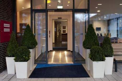 фото отеля Holiday Inn Express Guetersloh