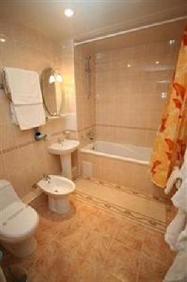 фото отеля Moscow Hotel Simferopol