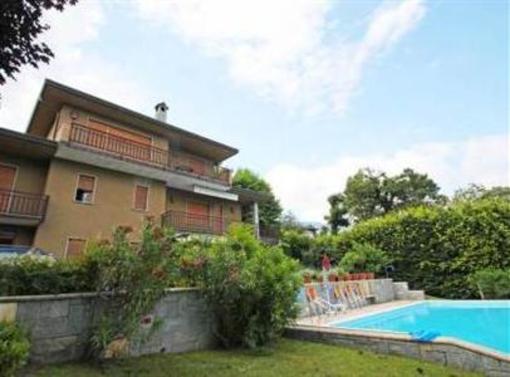 фото отеля Apartment - Porto Valtravaglia