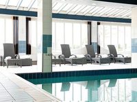 Carlton Oasis Hotel