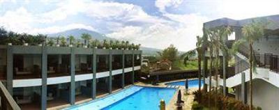 фото отеля Batu Paradise Hotel