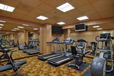 фото отеля Hollywood Slots Hotel and Raceway