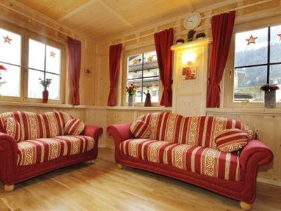 фото отеля Holiday House Mayrhofen