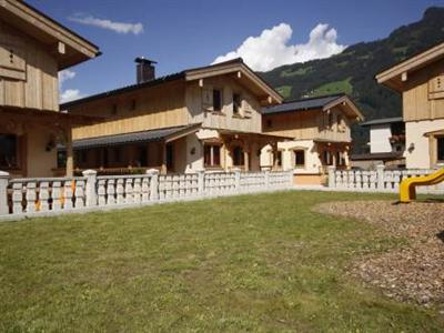 фото отеля Holiday House Mayrhofen