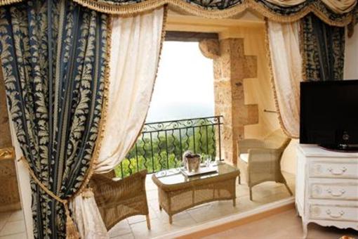 фото отеля La Bastide de Tourtour