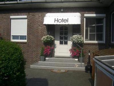 фото отеля Hotel am Flugplatz