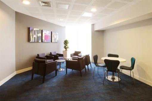 фото отеля Holiday Inn Express Birmingham - Snow Hill