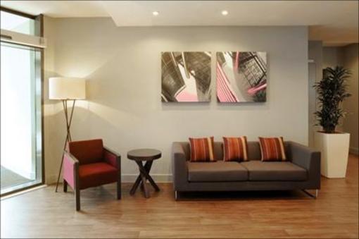 фото отеля Holiday Inn Express Birmingham - Snow Hill