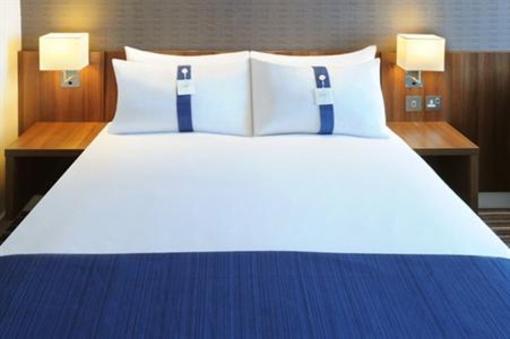 фото отеля Holiday Inn Express Birmingham - Snow Hill