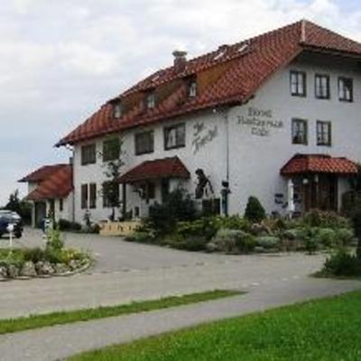 фото отеля Im TrauHotel-Restaurant-Café Im Trauntal