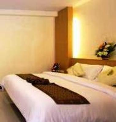 фото отеля Patong Bay House