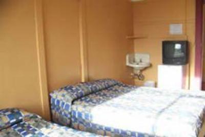 фото отеля C and N backpackers (Central Station Hostel)