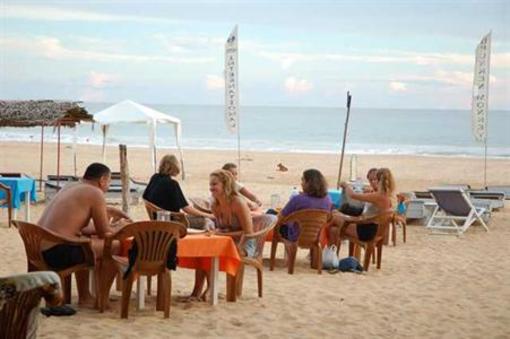 фото отеля International Beach Hotel