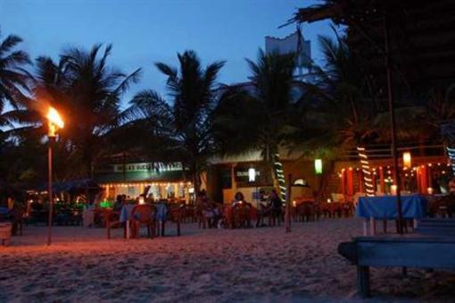 фото отеля International Beach Hotel
