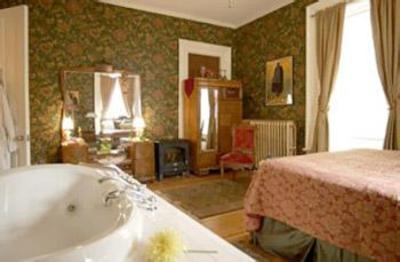 фото отеля Moondance Inn