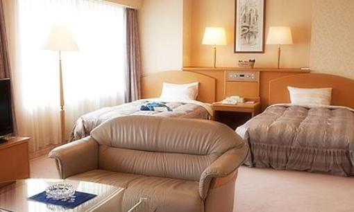 фото отеля Nishiwaki Royal Hotel