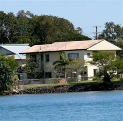 фото отеля Evans Head Surf Shack