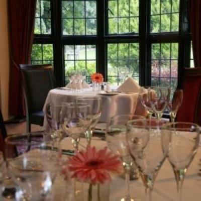 фото отеля Ramada Hotel Guildford Leatherhead East Horsley