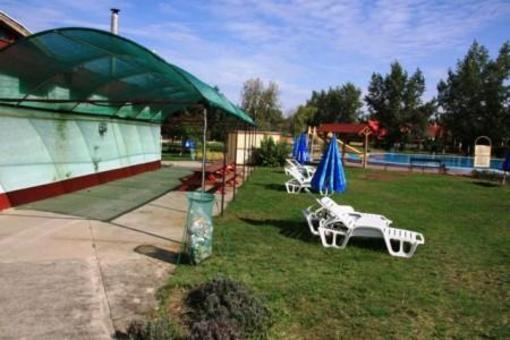 фото отеля Tisza-parti Termalfurdo Apartman