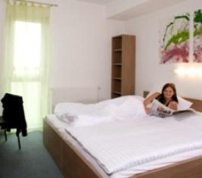 фото отеля Cleverhotel