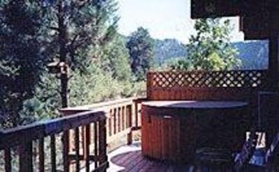 фото отеля Streamside Vacation Cabin Rental in Beautiful Garden Valley Idaho