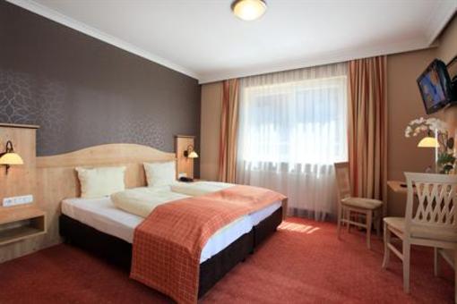 фото отеля Hotel Mesnerwirt Westendorf