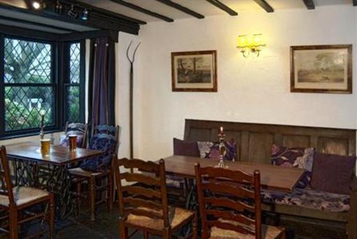 фото отеля The Crown at High Newton